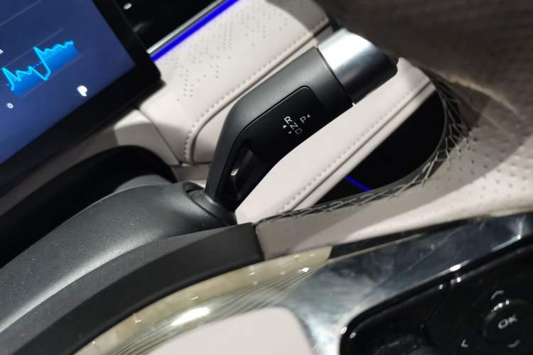 Used Geely Galaxy Galaxy 8 2025 130km EM-i Deluxe Edition