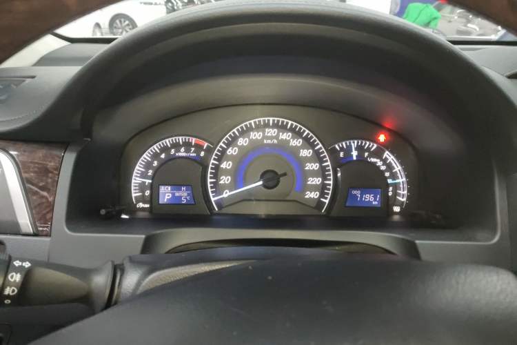 Used Toyota Camry 2015 2.0G Premier Edition