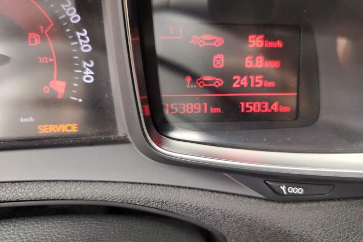 Used DS 6 2014 1.6T Luxury Edition THP200
