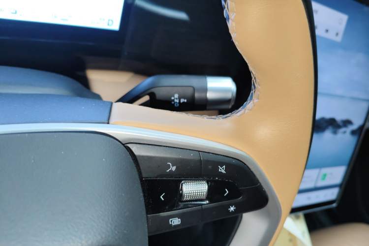 Used Geely Galaxy L7 2024 1.5T 115 km PLUS Dragon Edition
