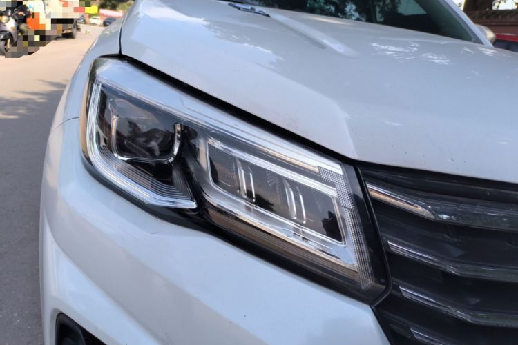 Used CHANGAN CS75 2020 280T Automatic Ya Zhi Model China VI Standard Right Front Headlight