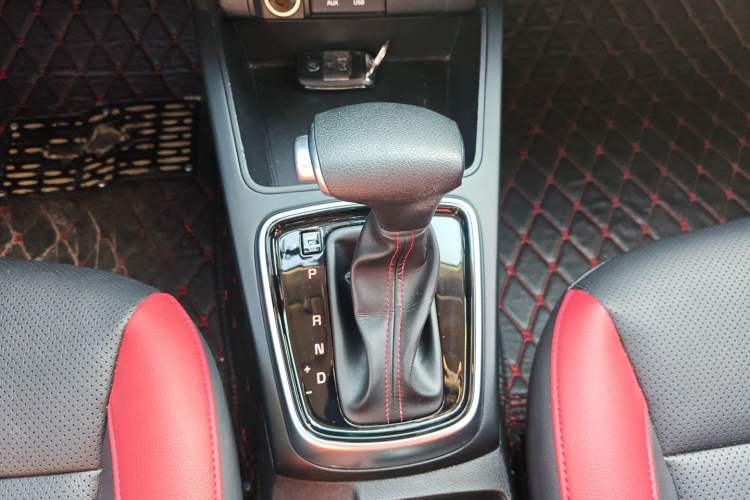 Used Kia KX Cross 2017 1.4L AT GLS
