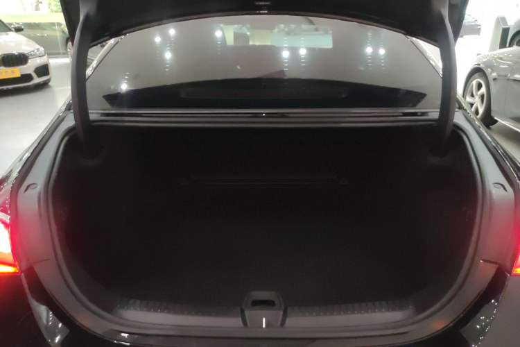 Used Mercedes-Benz E-Class 2024 E 300 L Luxury Model