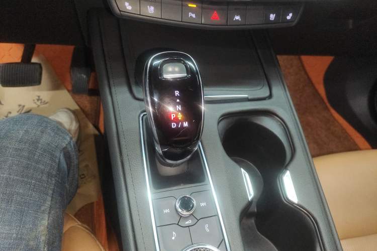 Used Cadillac XT4 2022 28T Two-Wheel Drive Prestige Version