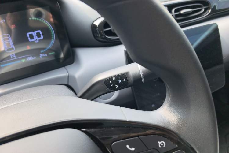 Used Leapmotor T03 2025 310 Comfort Edition Gear Lever