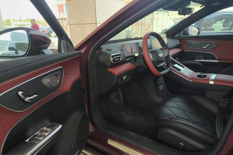 Used Chery Fulwin A9L 2025 Model, Four-Wheel Drive High-Energy Peak Edition