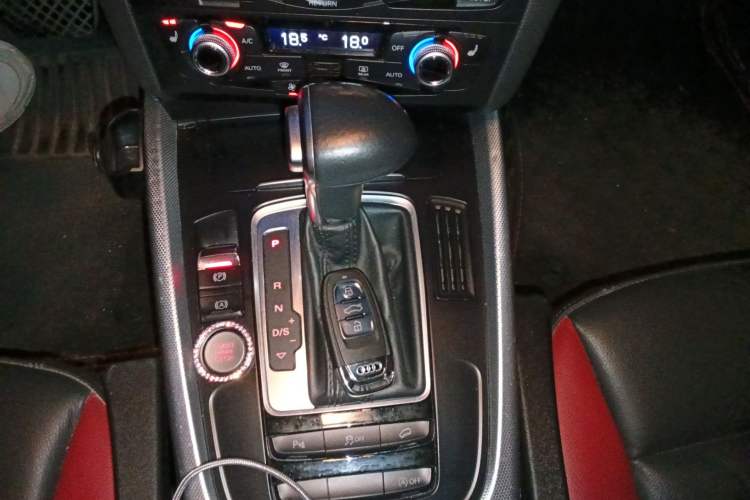 Used Audi Q5 2017 Plus 40 TFSI Technology Model