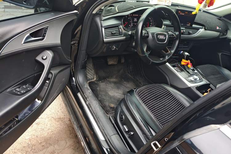 Used Audi A6L 2018 30th Anniversary Edition 35 TFSI Fashion Model
