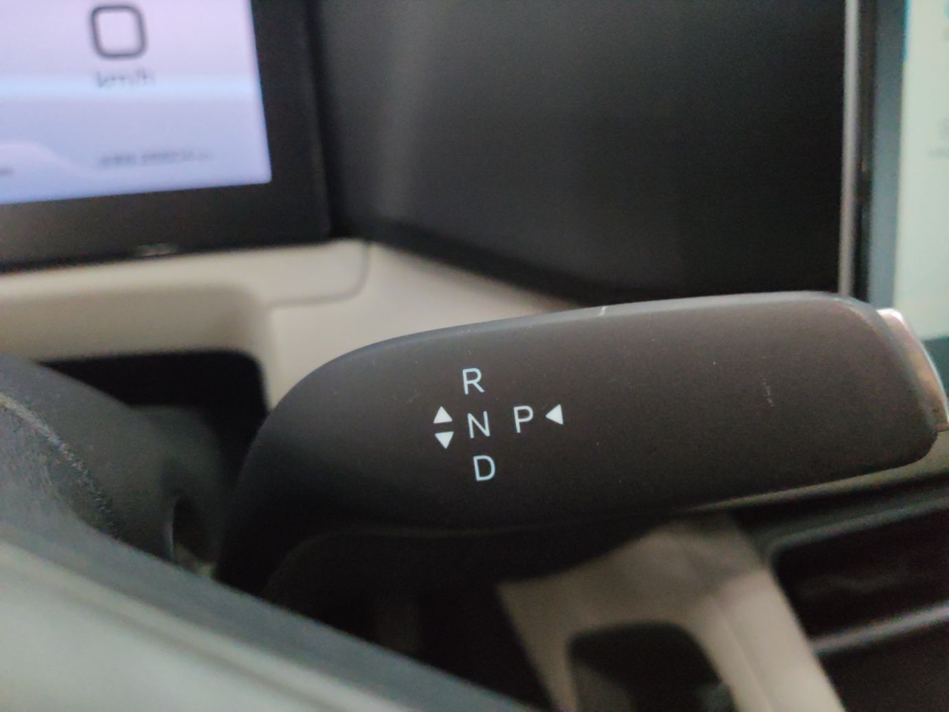 BYD Yuan UP 2025 Model 301KM Leading Version — снимка 16