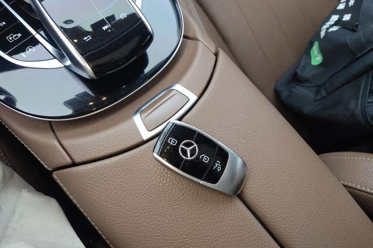 Used Mercedes-Benz E-Class 2017 E 300 L Luxury Model