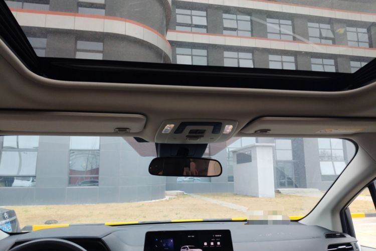 Used Toyota Sienna 2024 2.5L Hybrid Comfort Edition