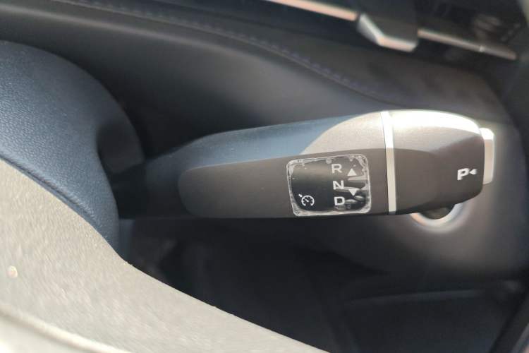 Used CHANGAN Eado PHEV 2025 Smart New Blue Whale 145KM High-Energy Edition
