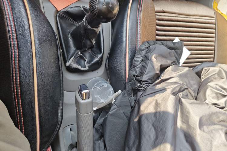 Used Chevrolet Sail 2011 Sedan 1.4L Manual Happiness Edition