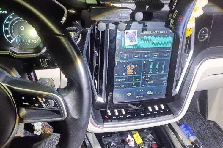 Used Zotye T700 2017 1.8T Dual-Clutch Prestige Model