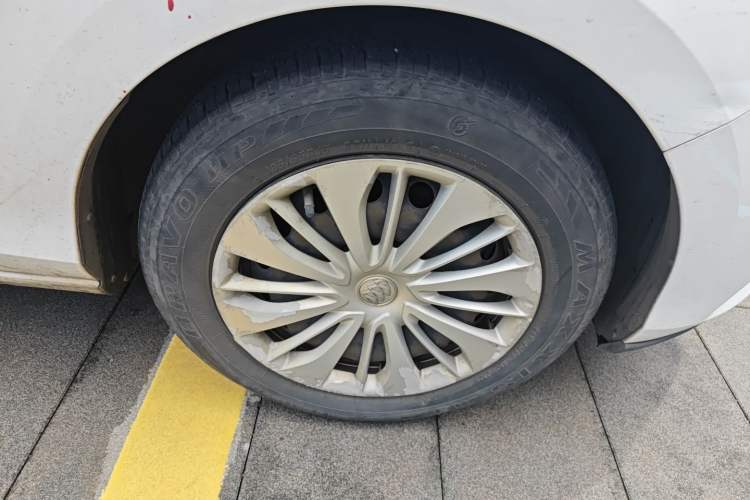 Used Buick Excelle 2018 15N CVT Elite Edition Right Front Wheel Hub