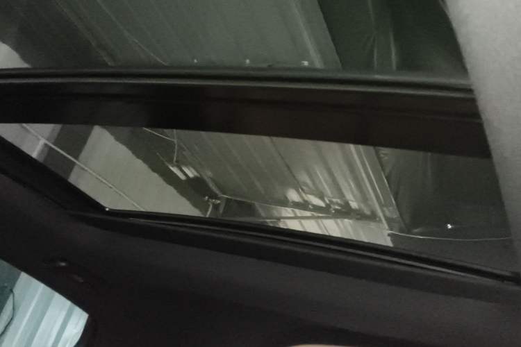 Used Buick LaCrosse 2016 28T Luxury Version Headliner