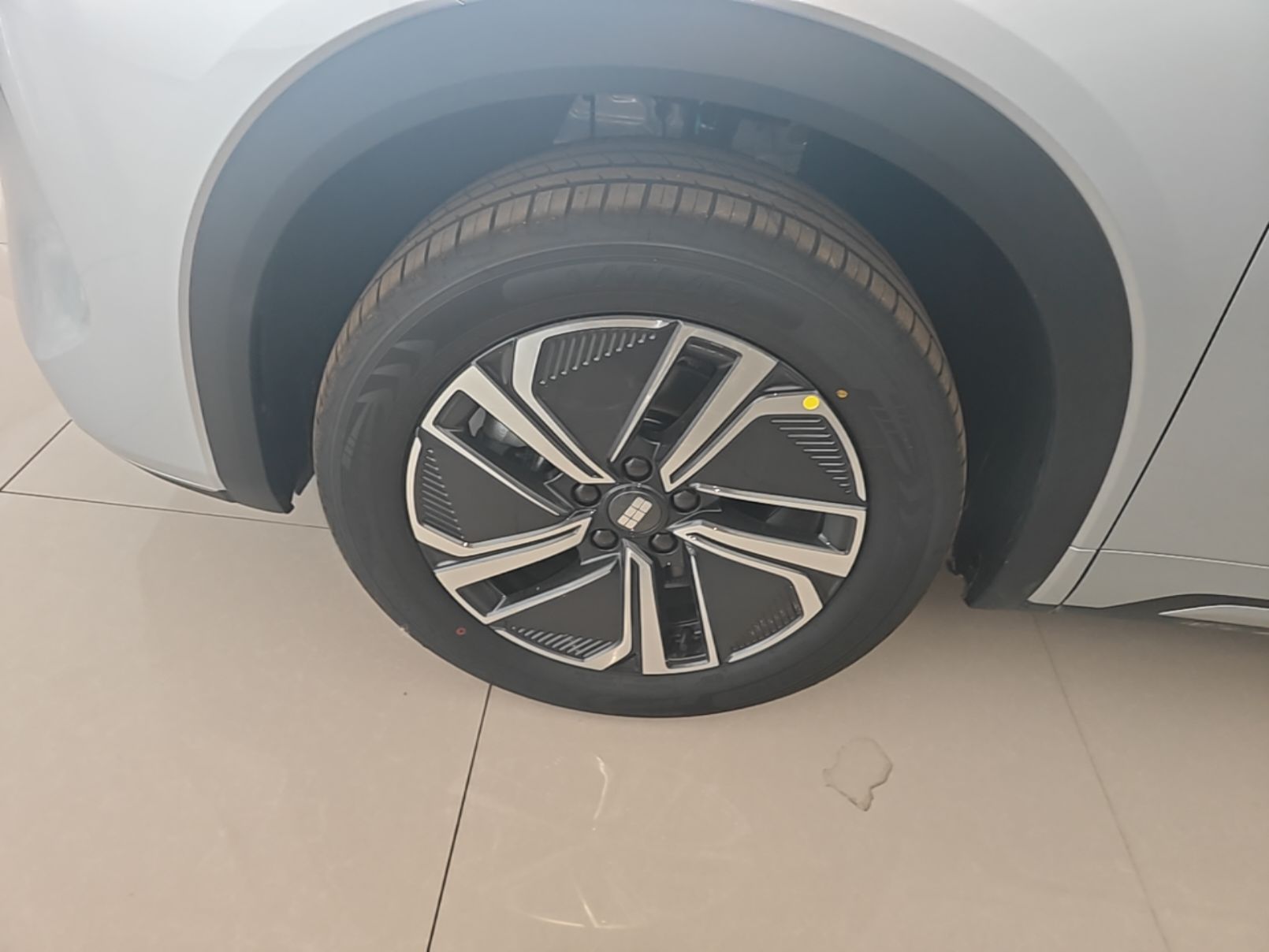 Geely Galaxy Xingjian 7 EM-i 2026 Model 130km Launch Edition — снимка 10