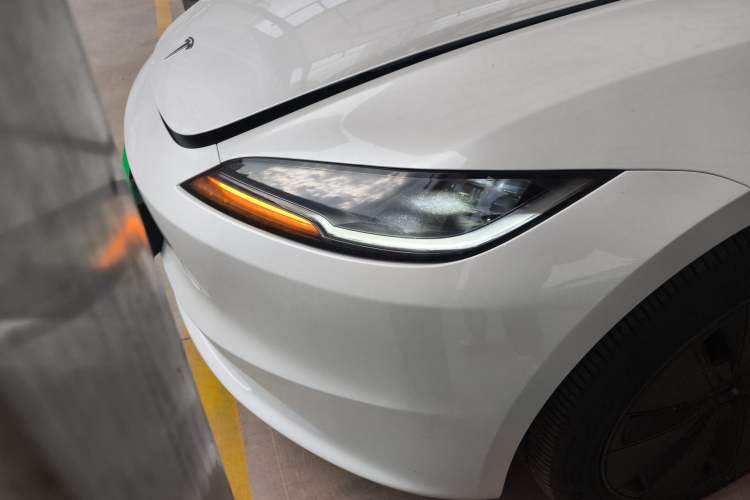 Used Tesla Model 3 2023 Long-Range All-Wheel-Drive Version Left Front Headlight