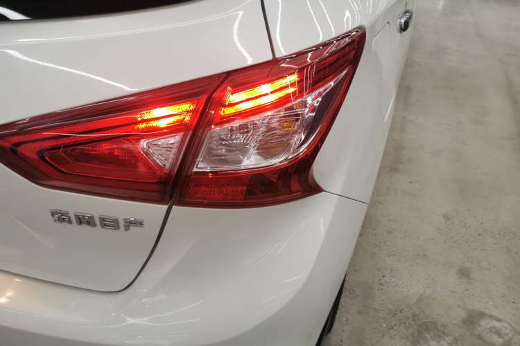 Used Nissan Tiida 2021 1.6L CVT Smart Drive Edition