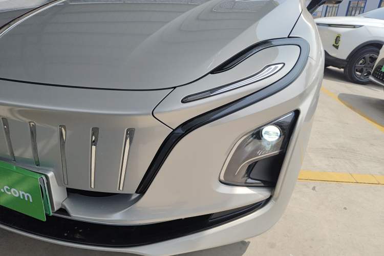 Used Hongqi E-QM5 2022 431 km Charge & Enjoy Edition Left Front Headlight