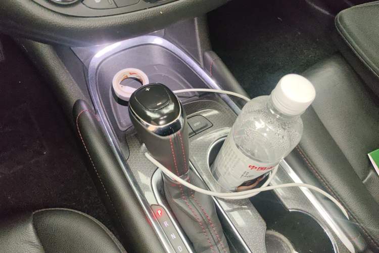 Used Chevrolet Malibu XL 2019 Redline 550T Automatic RuiLian Edition Gear Lever