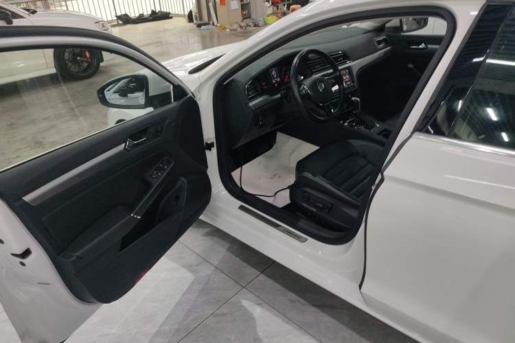 Used Volkswagen Lamando 2019 280TSI DSG Comfort Edition China VI standard