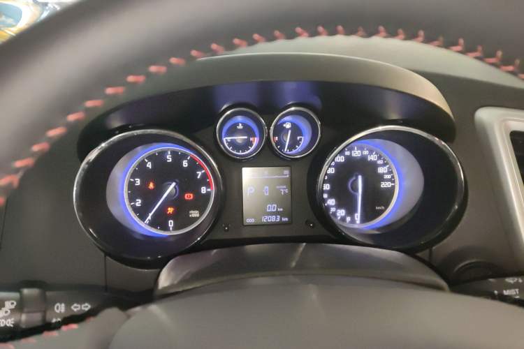 Used Changan CS35 2016 1.6L Automatic Luxury Model China V Standard
