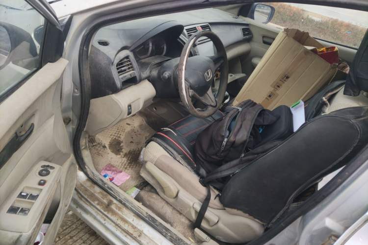 Used Honda City Classic 2012 1.5L manual Elite Edition