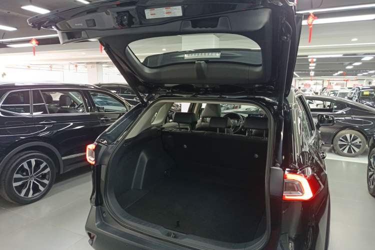 Used Toyota Wildlander 2023 Dual-Motor 2.5L E-CVT Four-Wheel Drive Prestige Edition Trunk