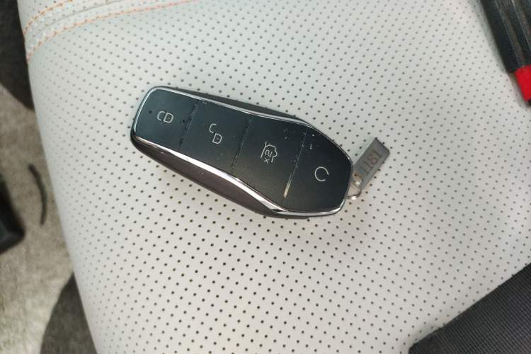 Used BYD Qin PLUS 2023 Champion Edition DM-i 55KM Leading Model Vehicle Key