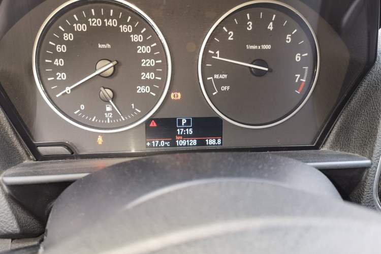Used BMW 1 Series 2013 Facelifted 118i Leading Edition Odometer Close Up