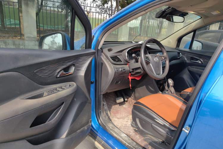 Used Buick Encore 2016 18T Automatic Two-Wheel Drive Urban Leading Edition