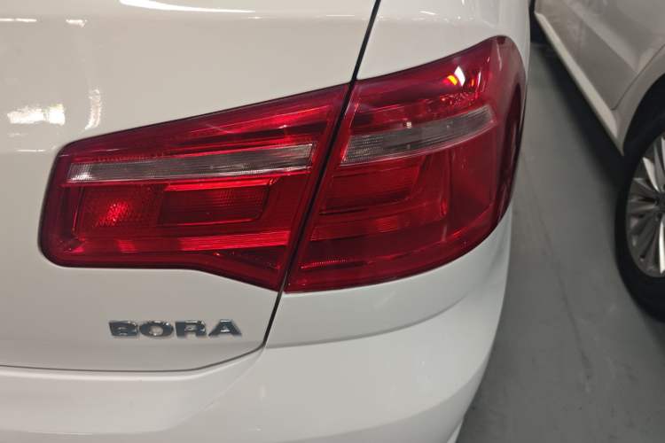 Used Volkswagen Bora 2014 1.6L Manual Comfort Model
