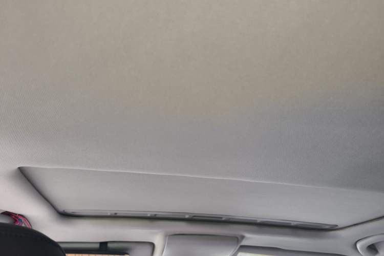 Used Volkswagen Lavida 2013 1.6L Automatic Comfort Edition
