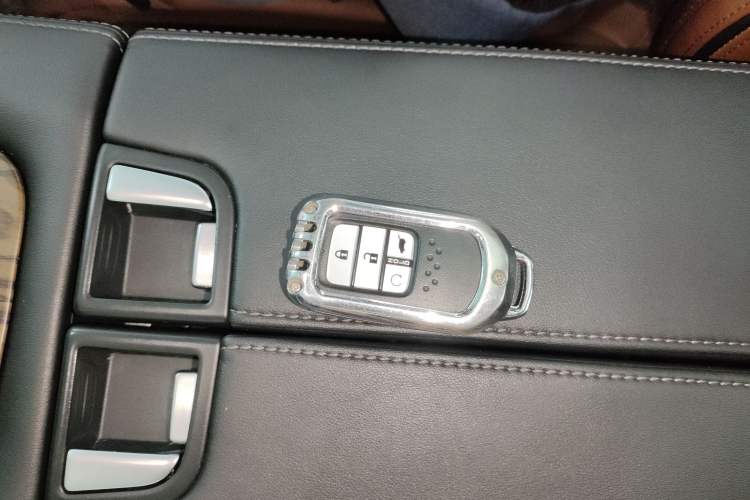 Used Honda UR-V 2017 370TURBO Four-Wheel Drive Prestige Edition China V
