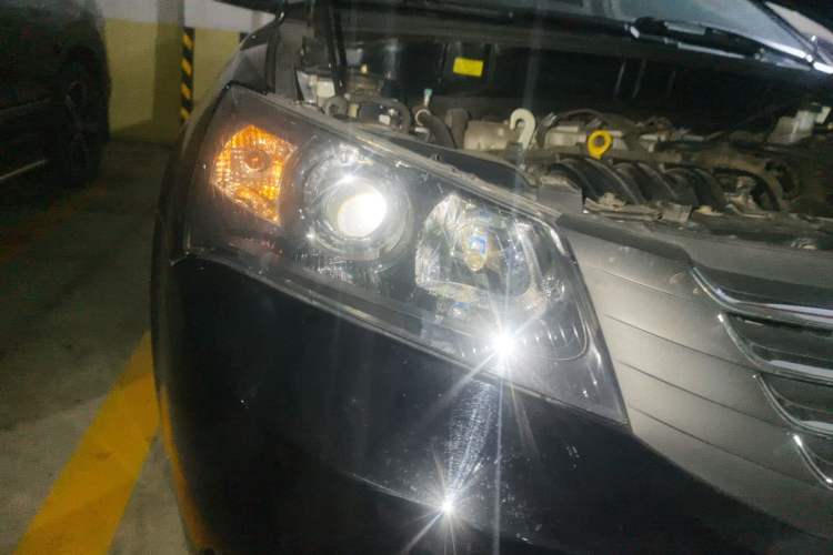 Used Geely Auto Classic Emgrand 2012 Sedan 1.5L Manual Chao Yue Model Right Front Headlight