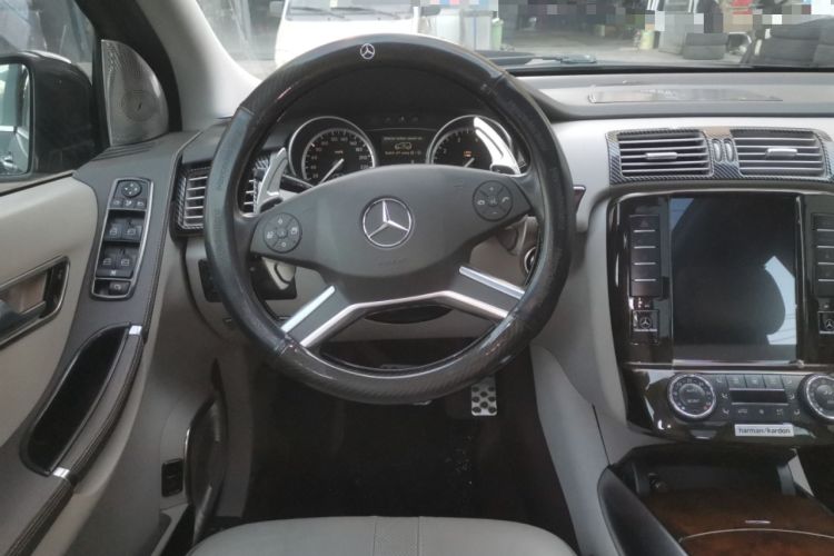 Used Mercedes-Benz R-Class 2011 R 350 L 4MATIC
