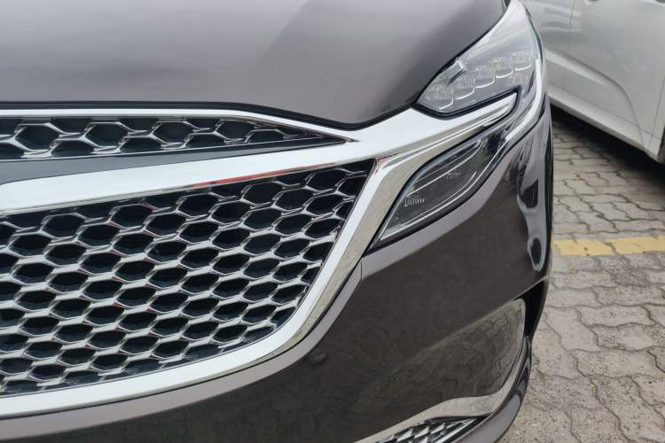 Used Buick GL8 2021 ES Land Cruiser 653T Luxury Edition