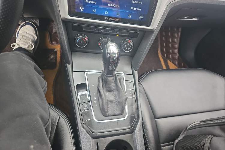 Used Volkswagen Lamando 2019 230TSI DSG Fashion Edition China VI