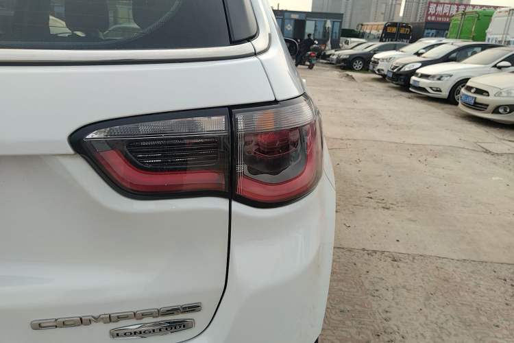 Used Jeep Compass 2019 220T Automatic Enjoyment Version Right Rear Taillight