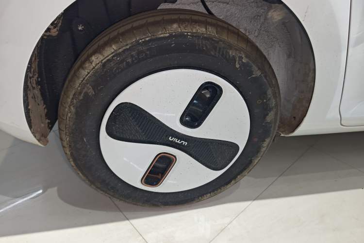 Used CHANGAN NEVO Lumin 2026 Model Treasure Edition 205km Passionate Beige Ningde Right Rear Wheel Hub