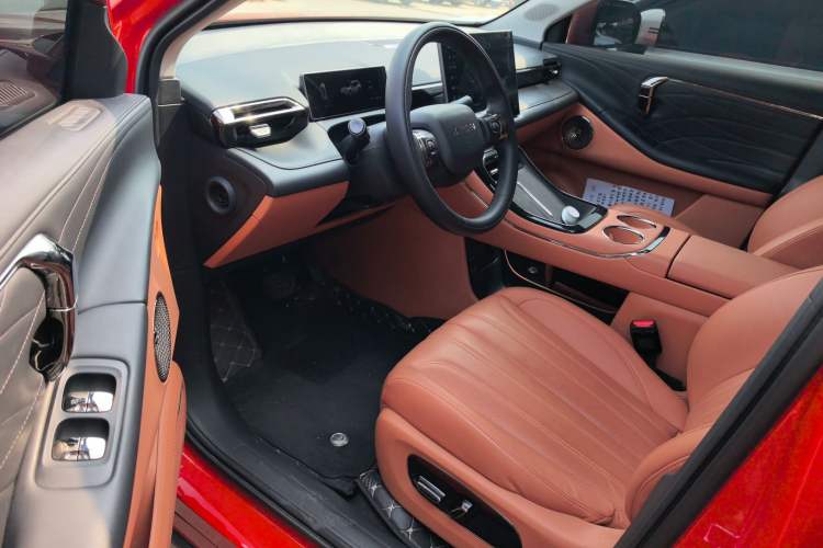 Used AION V 2024 Aion Tyrannosaurus 650 LiDAR Edition