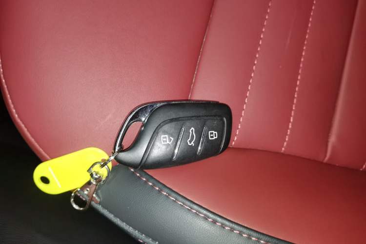 Used MG HS 2019 30T Automatic 2WD Trophy Enhanced Version China VI Standard
