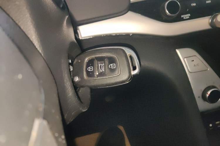 Used Hyundai Elantra (6th Generation / Lingdong) 2016 1.6L Automatic ZhiXuan – Elite Version Vehicle Key