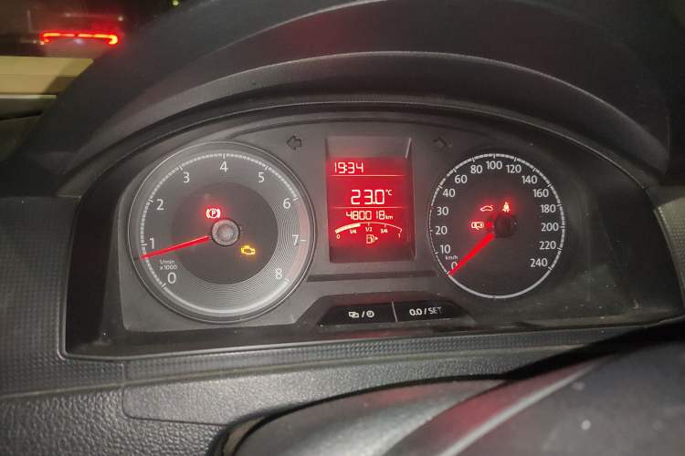 Used Volkswagen Santana 2016 1.6L Manual Fashion Edition Instrument Cluster