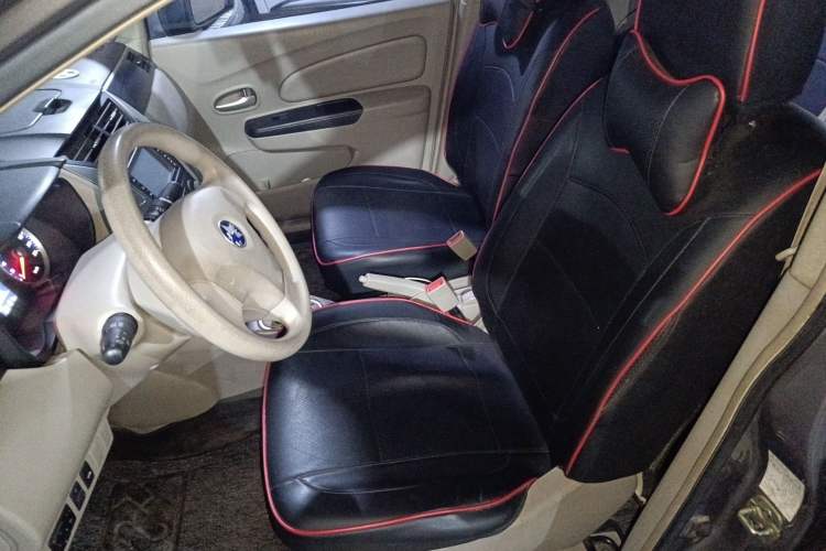 Used Venucia D50 2015 1.6L Automatic Fashion Edition
