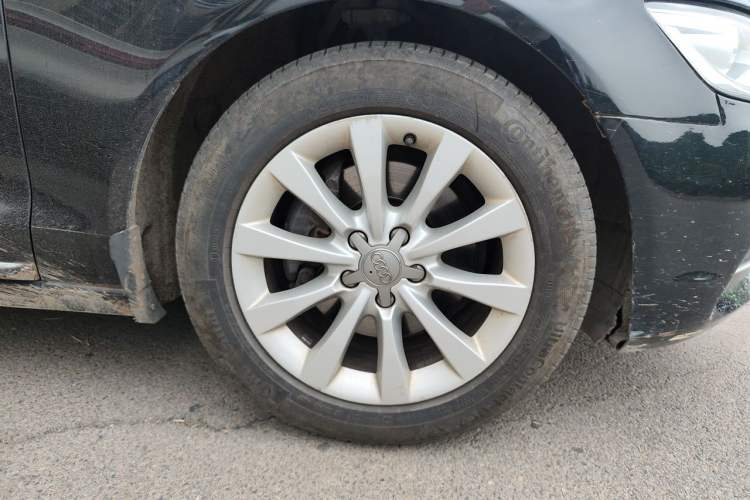 Used Audi A6L 2012 30 FSI Comfort Model
