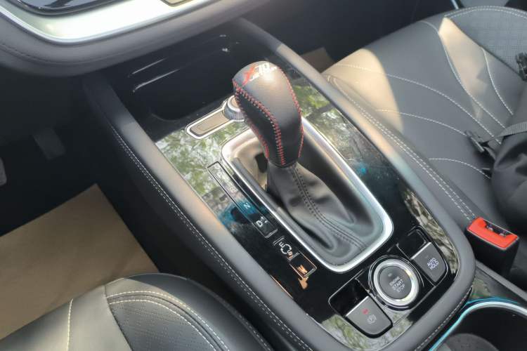 Used JETOUR X70 2019 1.5T DCT Joyride Edition Gear Lever