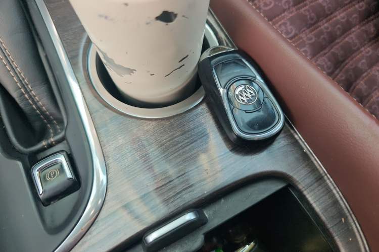 Used Buick Envision 2017 20T Two-Wheel Drive Elite Version
