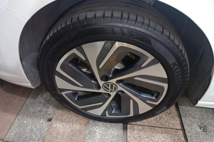 Used Volkswagen Bora 2025 200TSI DSG Enjoy PRO Edition Left Front Wheel Hub